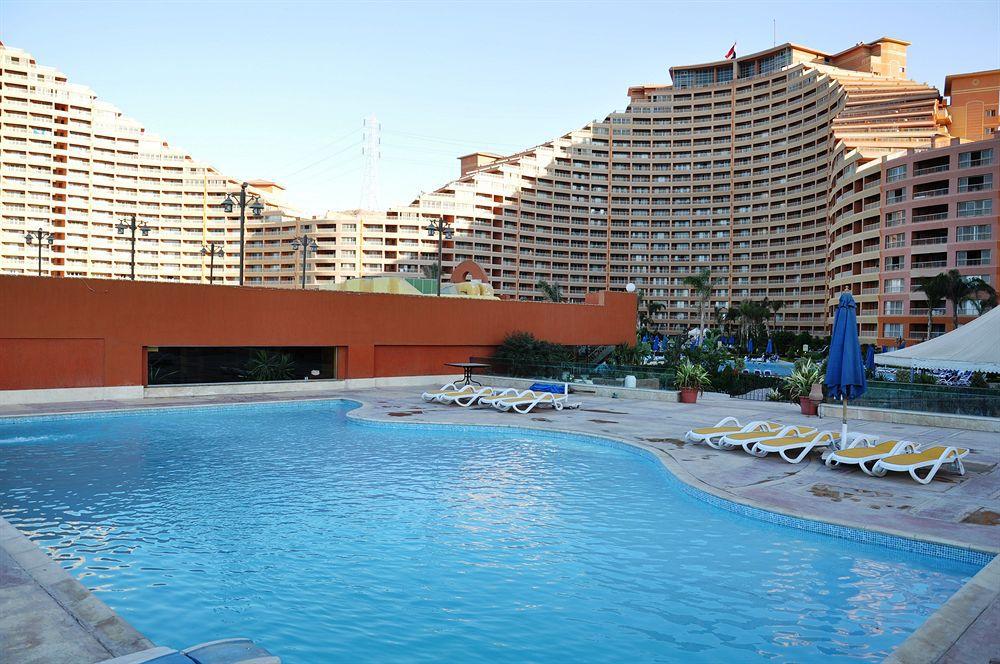 Porto Sokhna Pyramids Apartments Powered By Amer-Group Family Only Αΐν Σούχνα Εξωτερικό φωτογραφία