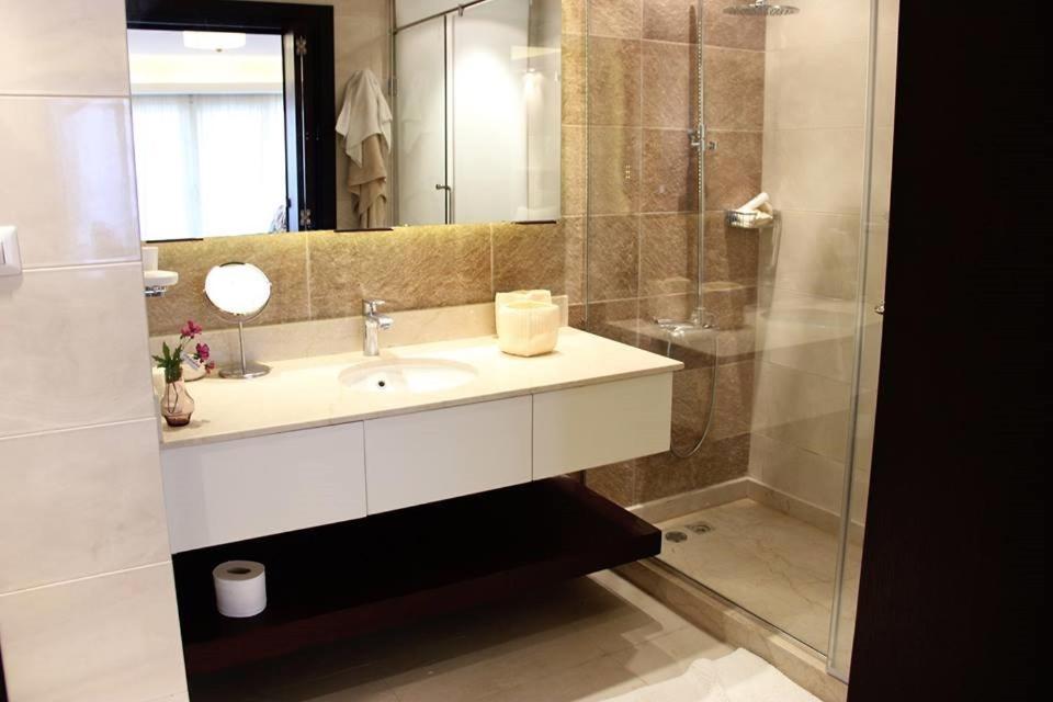 Porto Sokhna Pyramids Apartments Powered By Amer-Group Family Only Αΐν Σούχνα Εξωτερικό φωτογραφία