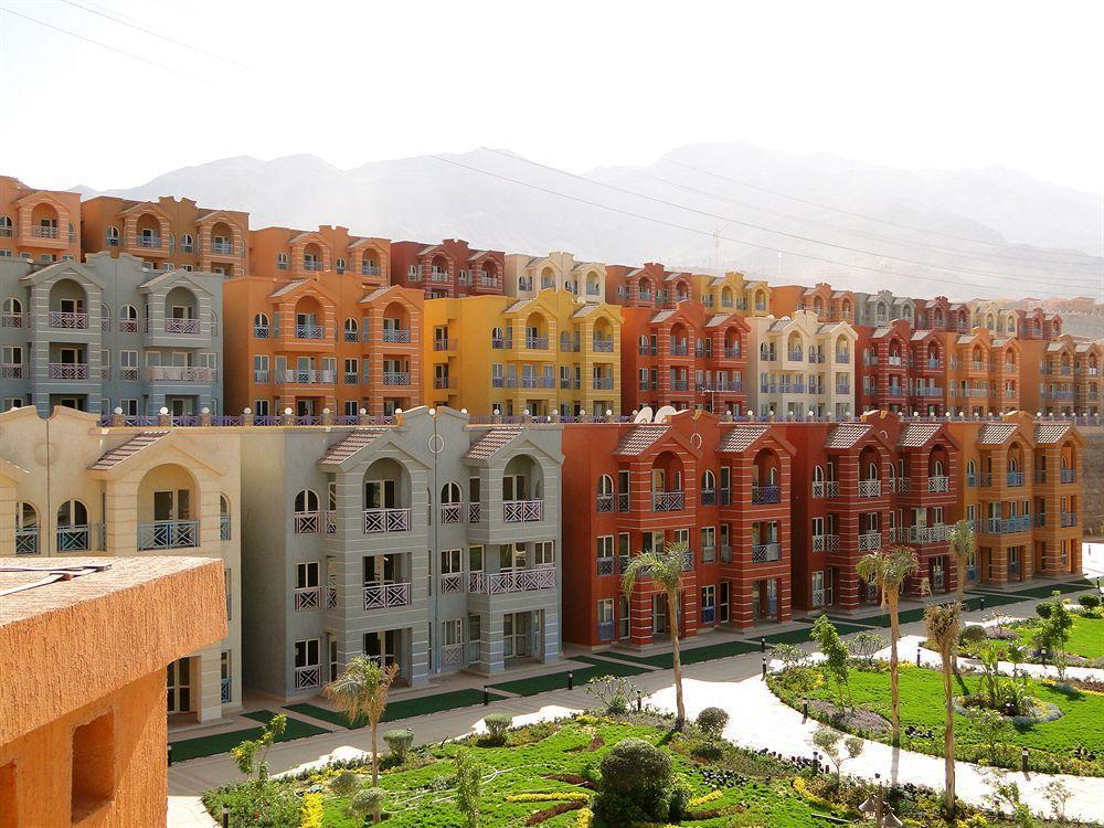 Porto Sokhna Pyramids Apartments Powered By Amer-Group Family Only Αΐν Σούχνα Εξωτερικό φωτογραφία