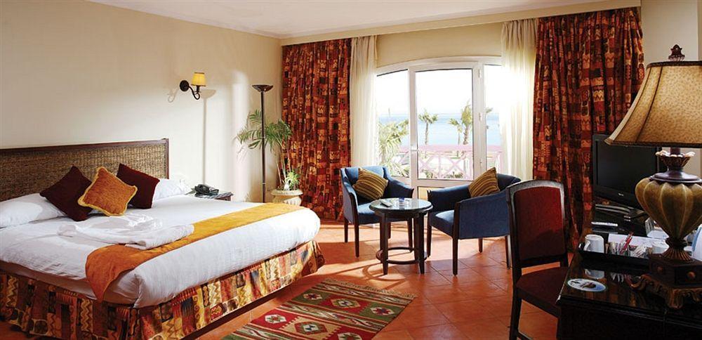 Porto Sokhna Pyramids Apartments Powered By Amer-Group Family Only Αΐν Σούχνα Εξωτερικό φωτογραφία