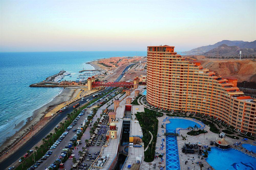 Porto Sokhna Pyramids Apartments Powered By Amer-Group Family Only Αΐν Σούχνα Εξωτερικό φωτογραφία